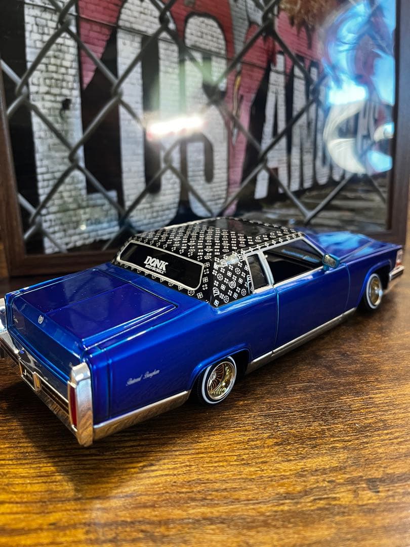 ア*プ様 1/24 キャデラック DONK カスタム品