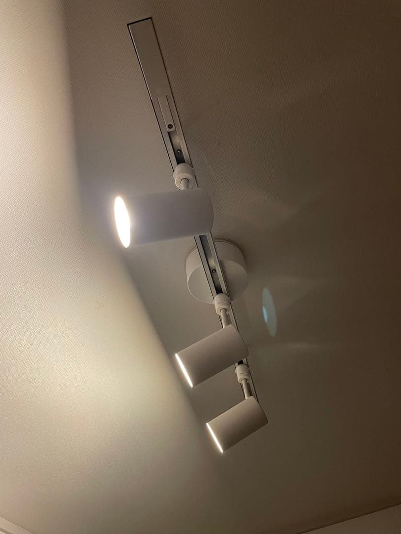 美品　無印良品　システムライト本体＋スポットライト 3灯　ホワイト