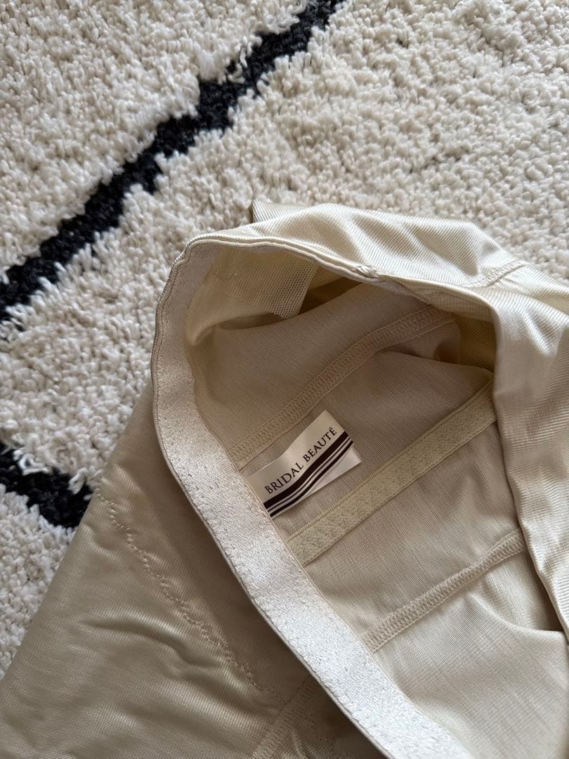 ブライダルボーテ　ビスチェ＆ガードル