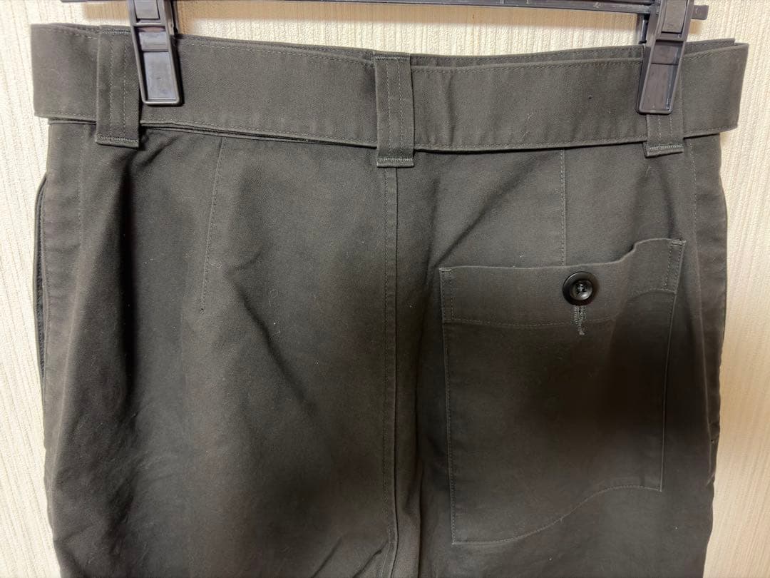 MHL. ベルト付きワークパンツ