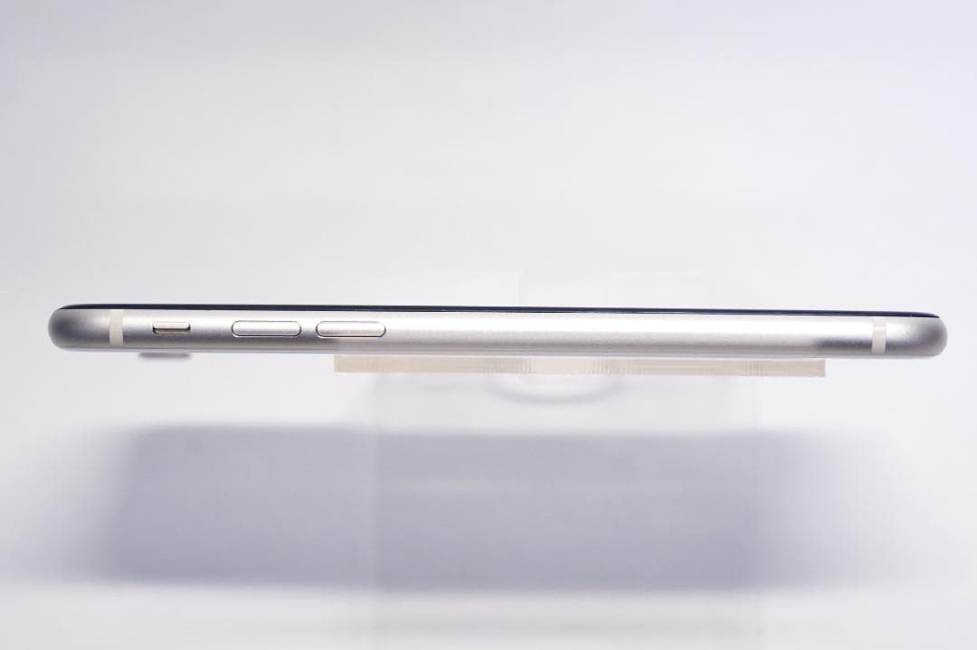 【即日発送】iPhone SE 第3世代 SIMフリー 64GB スターライト