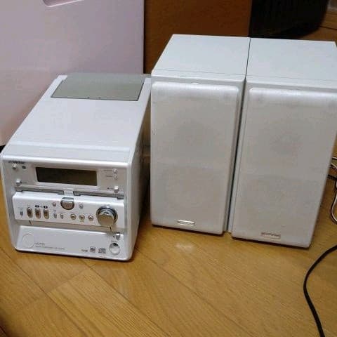 ビクター製ミニコンポ　CD.　DVD.　tape.　RADIO