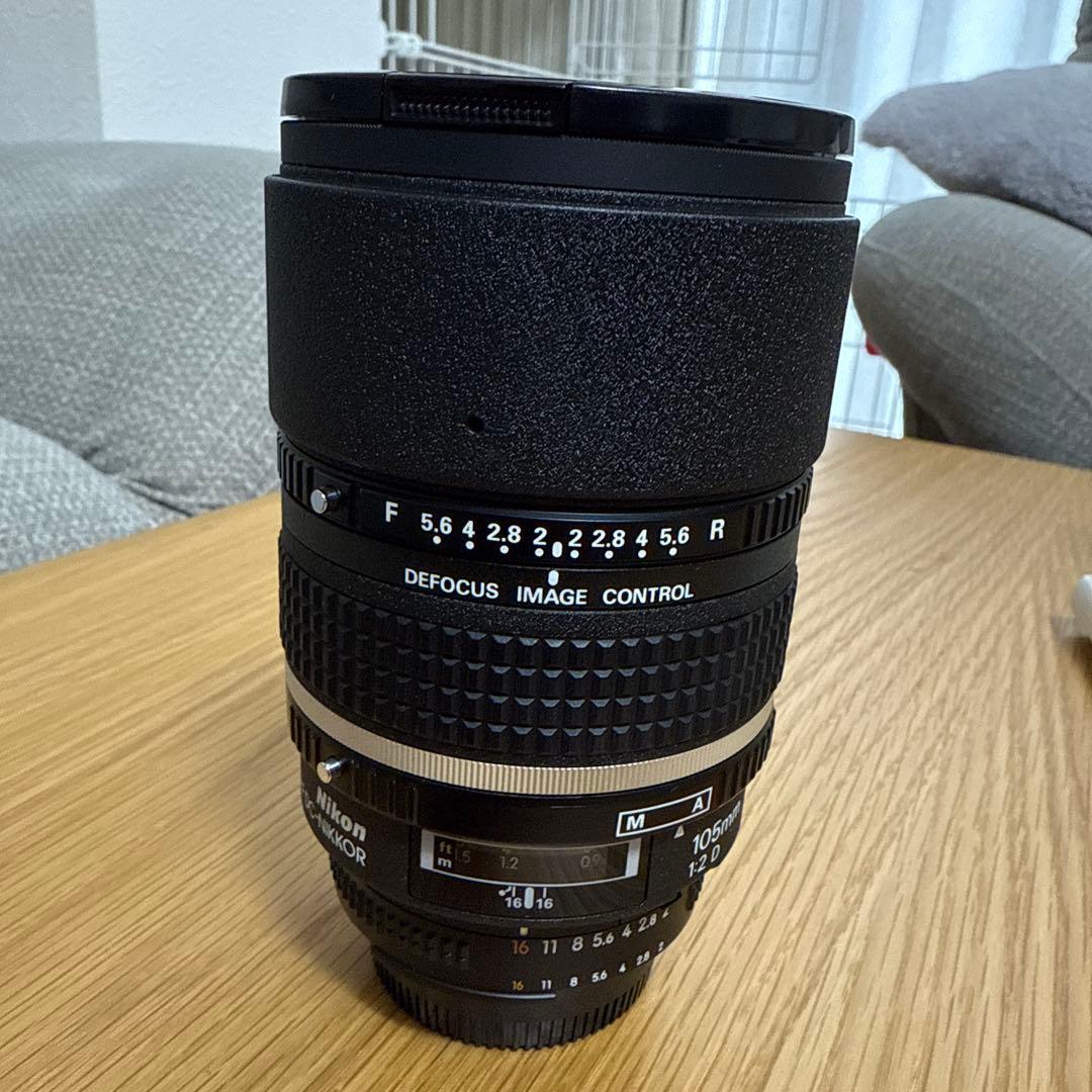 美品Nikon 105mm f/2.8 単焦点レンズ