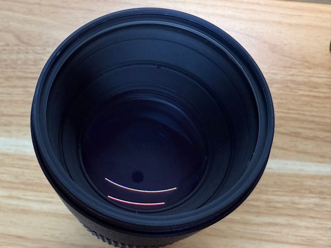 美品Nikon 105mm f/2.8 単焦点レンズ