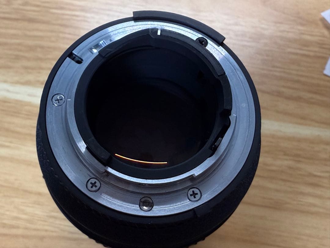 美品Nikon 105mm f/2.8 単焦点レンズ