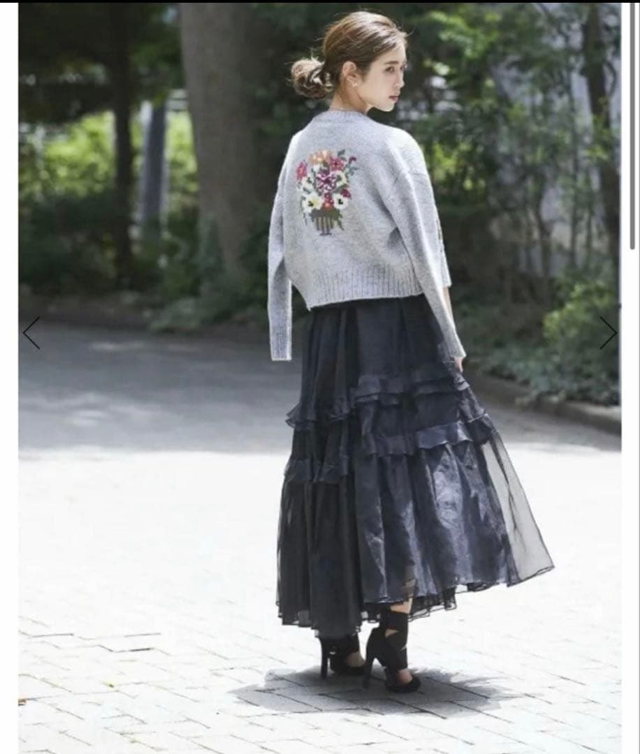 【美品】完売品✨️セブンテン フラワー 刺繍 ニット カーディガン ケイタマルヤマ