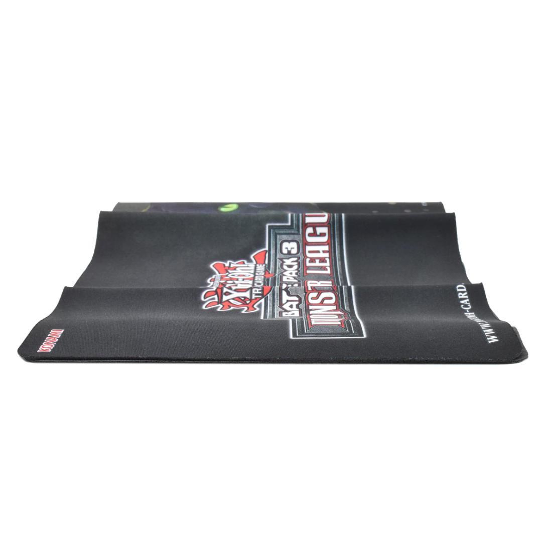 遊戯王 プレイマット ハーフサイズ 量子猫 公式 英語版 バトルパック3 新品