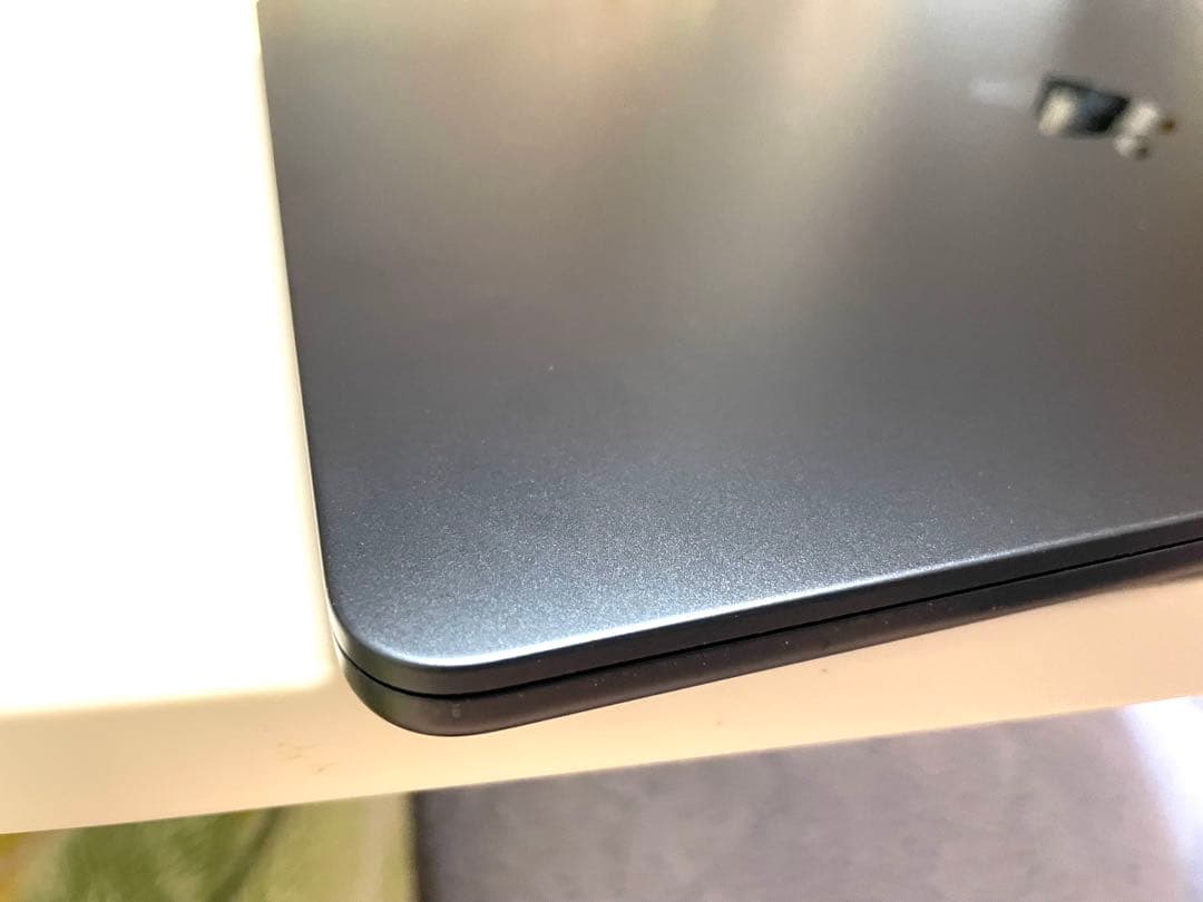 【美品】MacBookAir M2ミッドナイト本体13.6インチ