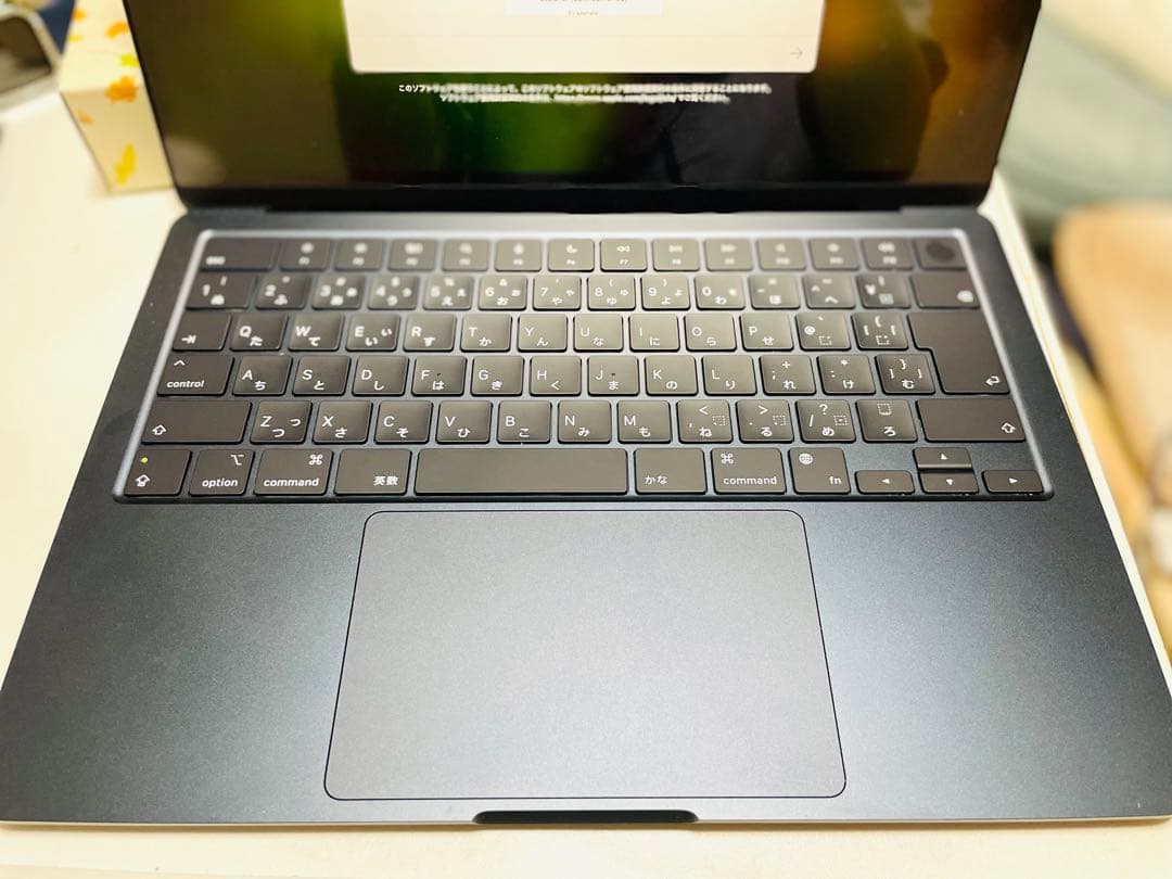 【美品】MacBookAir M2ミッドナイト本体13.6インチ