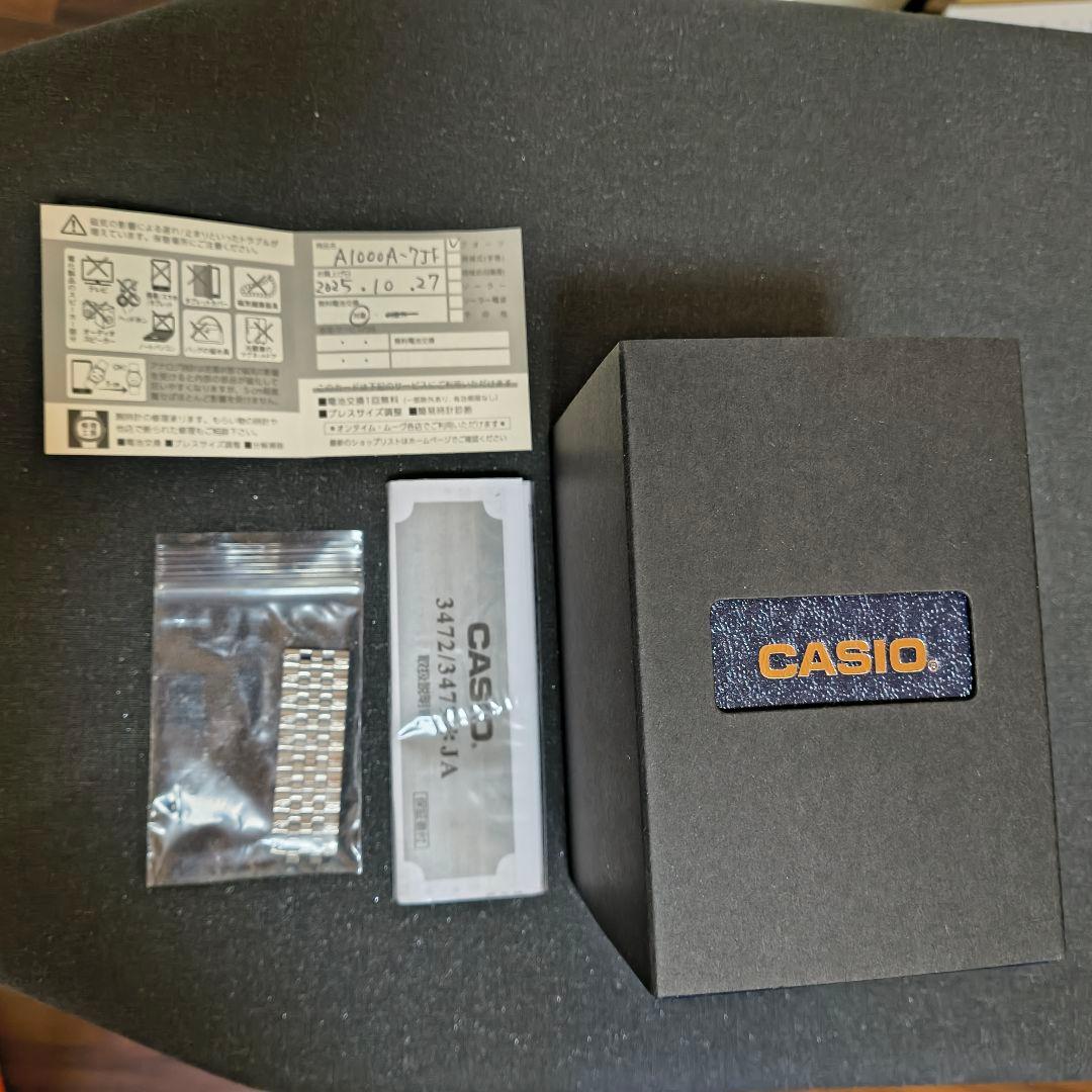 CASIO カシオ A1000A-7JF デジタル腕時計 シルバー