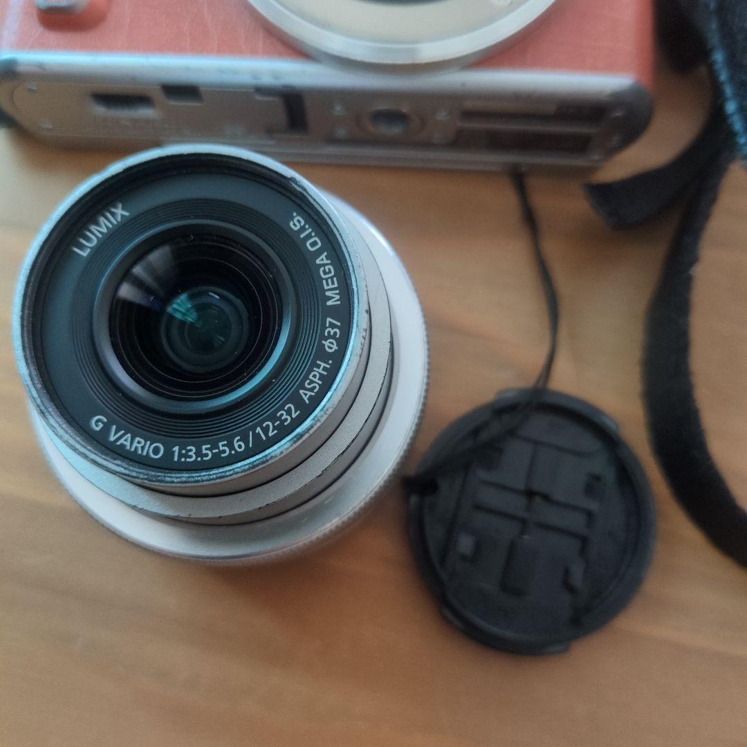 値下げ！Panasonic LUMIX DC-GF10 デジタルカメラ本体充電器