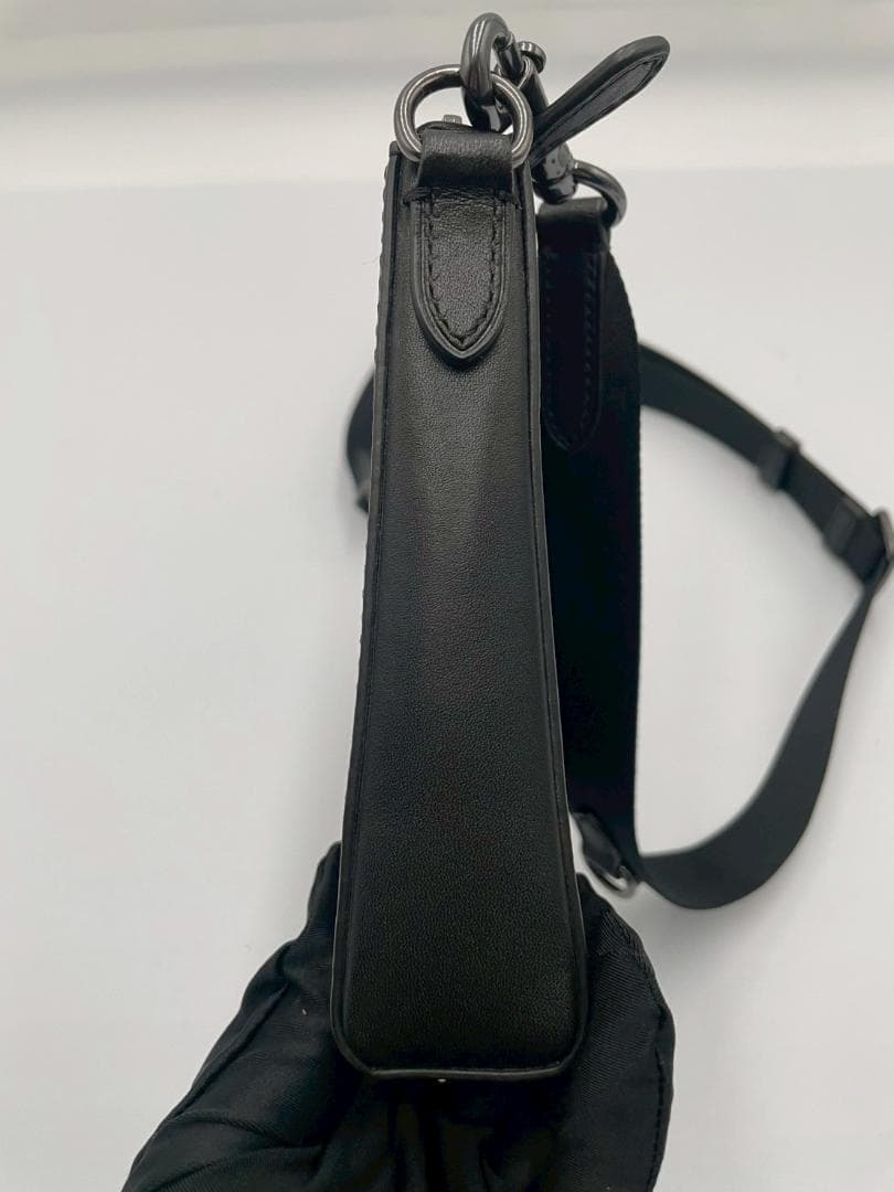 coach　コーチ　ホールデン　クロスボディ　シグネイチャー　キャンバス