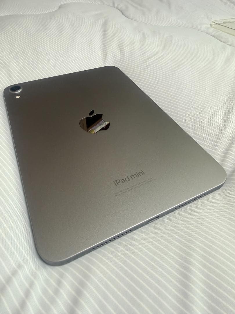 ぴ*ん様 【ほぼ新品】Apple iPad mini（A17Pro）Wi-Fi