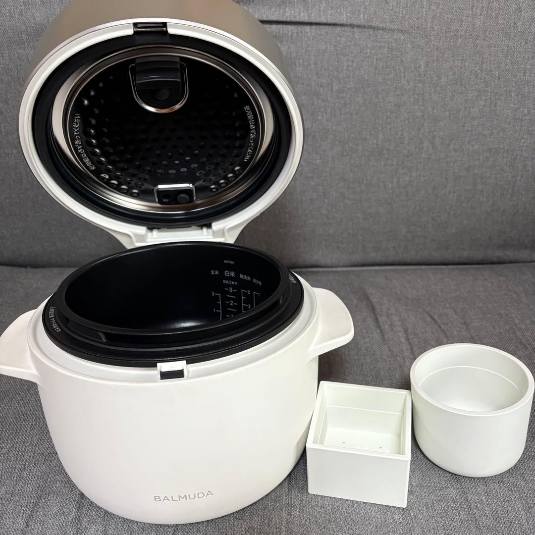 バルミューダ　BALMUDA 炊飯器 3合 K03A-WH