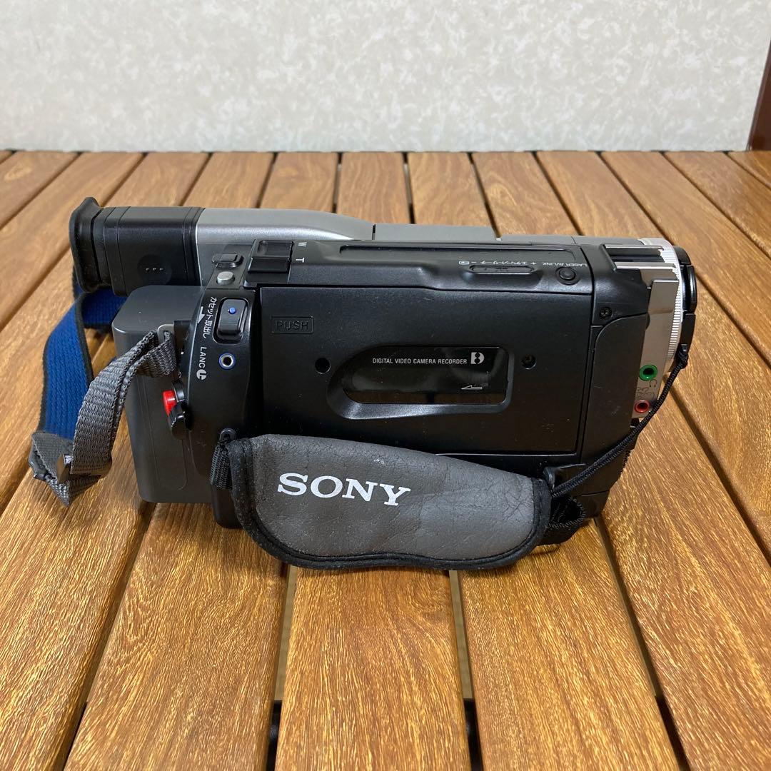 ソニー DCR-TRV735 Digital8 デジタルビデオカメラレコーダー