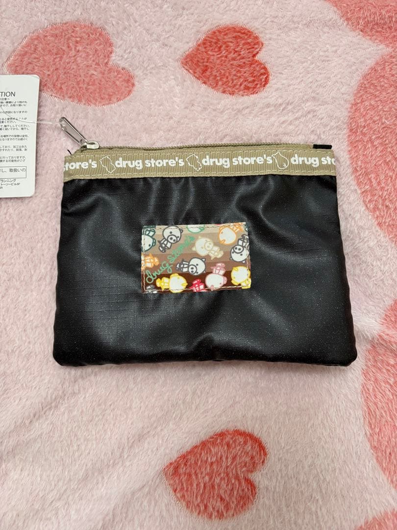 ⭕️新作⭕️サンリオとコラボ商品パーカー（Ｆ）➕非売品➕ハンカチ⭕️