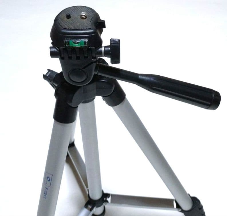 JVC Everio GZ-HM450 SDカード(4GB)付+三脚 セット