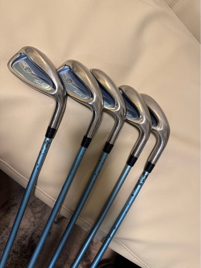 【送料込み】激安　ウィルソン　レディース　ゴルフセット　ゴルフバッグ付き