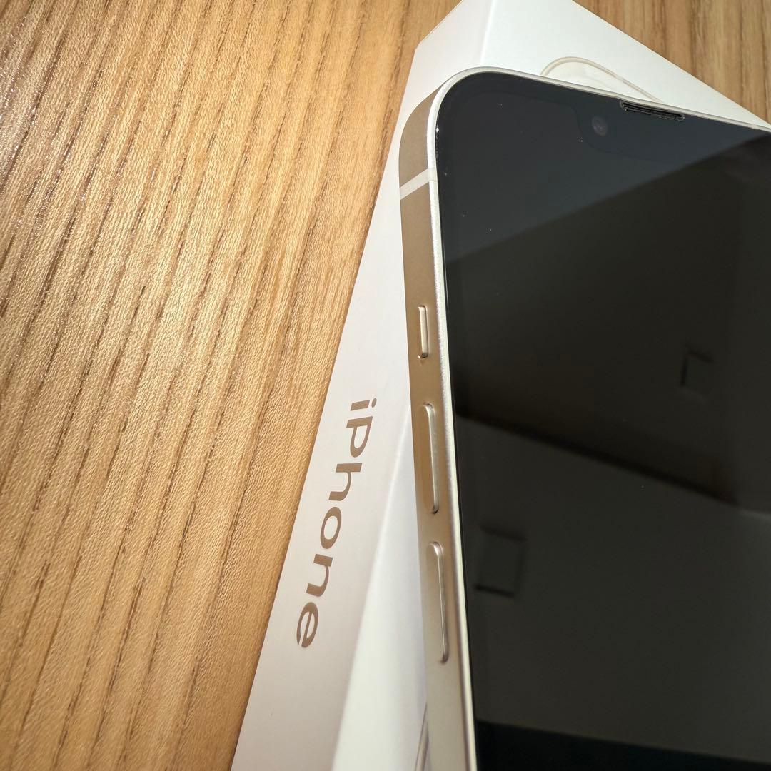 iPhone13 256㎇ スターライト 美品 バッテリ残量83% SIMフリー