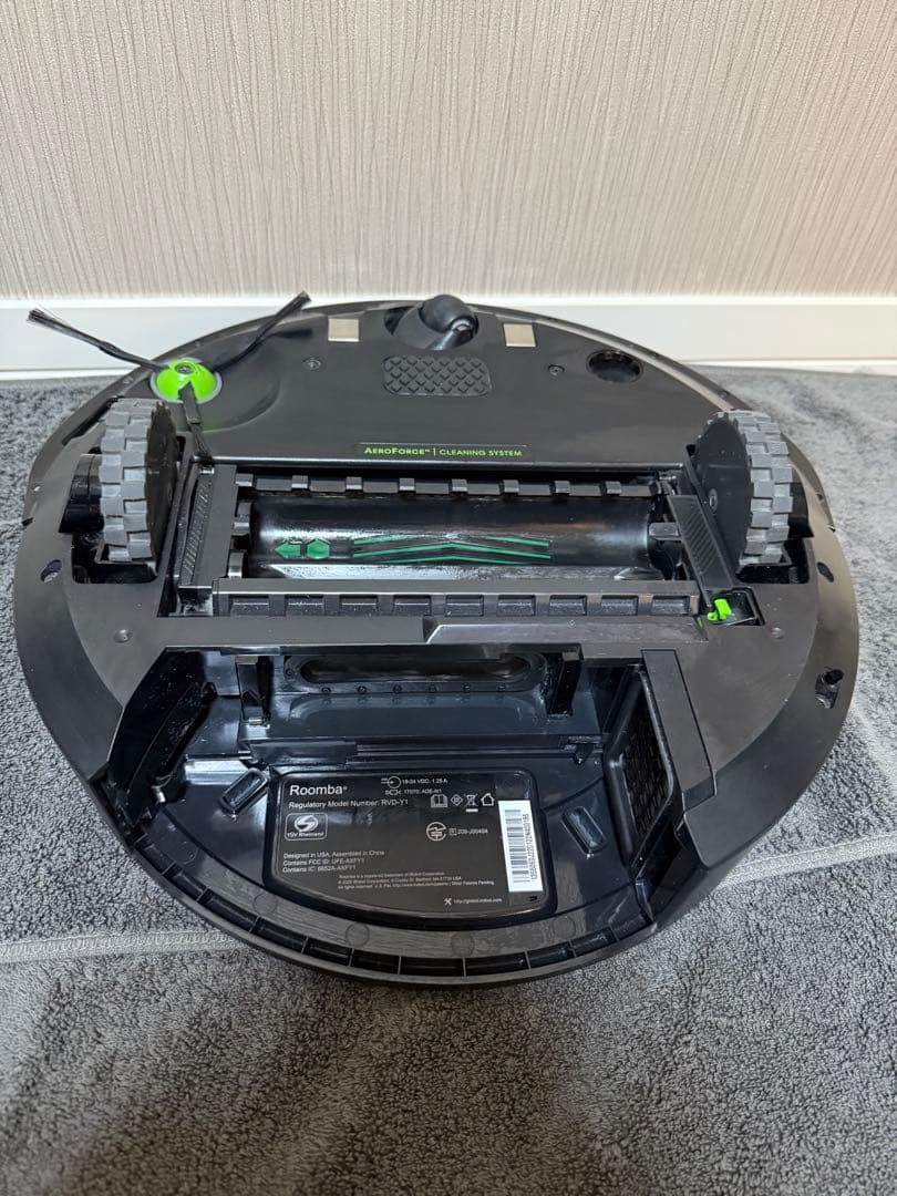 【極美品】iRobot Roomba i3+ ロボット掃除機