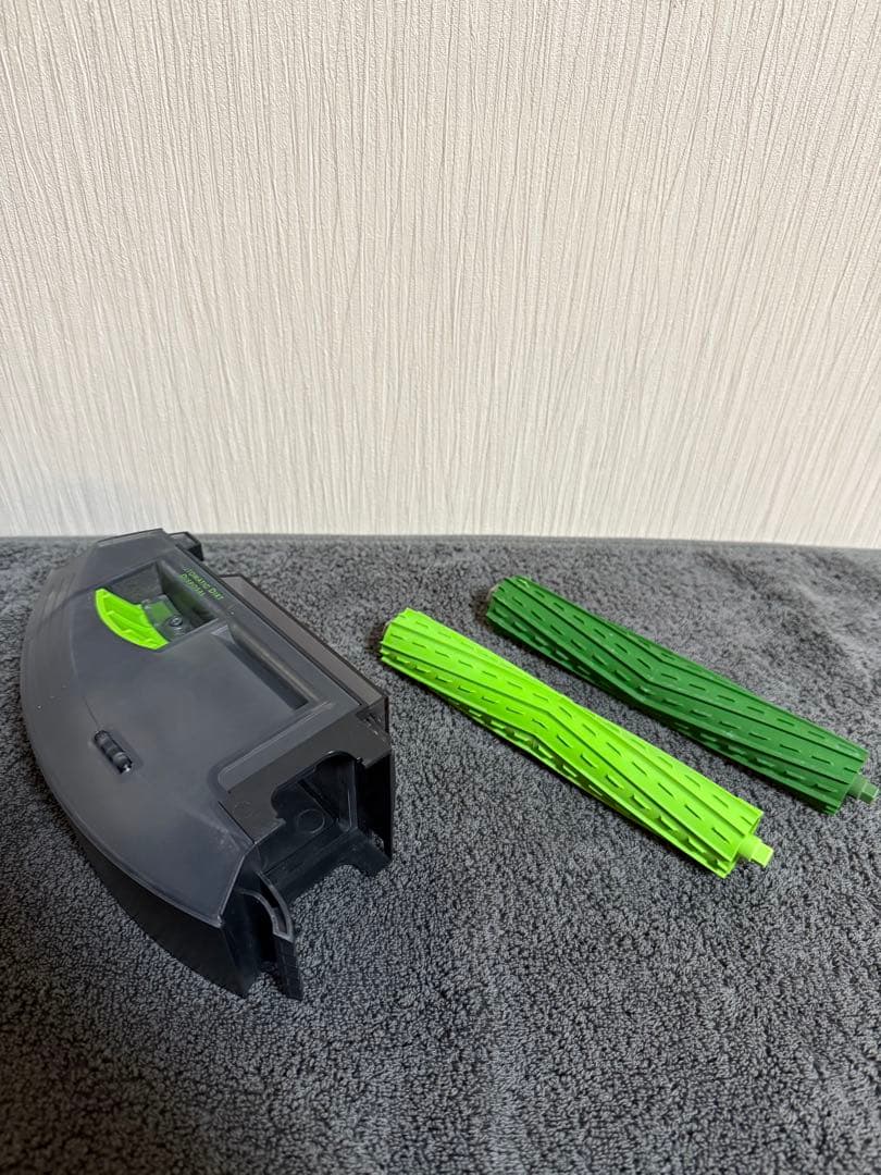 【極美品】iRobot Roomba i3+ ロボット掃除機