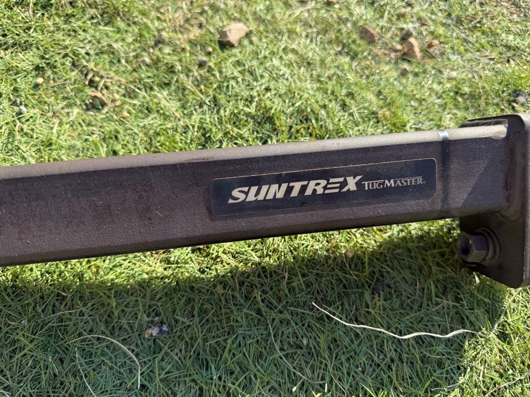 ジムニーjb23用のトレーラーヒッチ SUNTREXヒッチメンバー