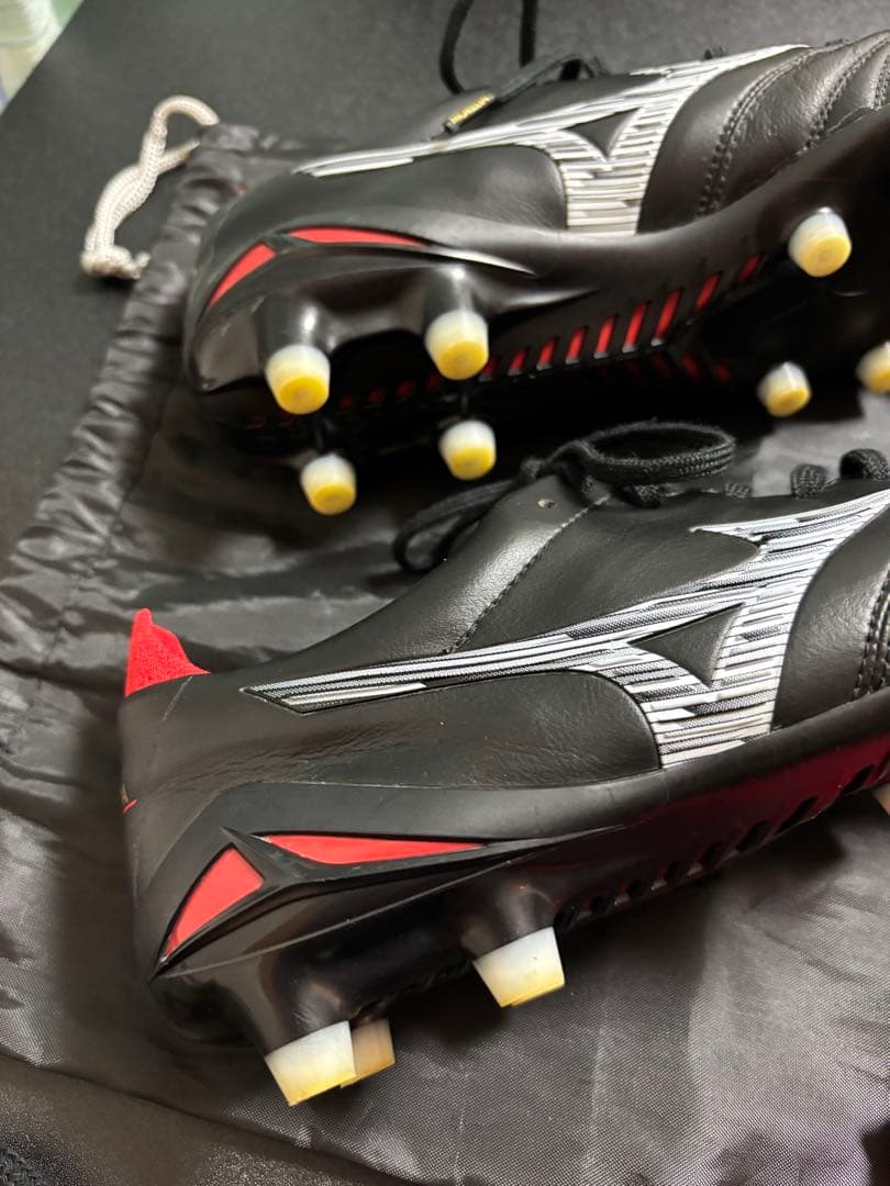 モレリア　ネオ4 26センチ