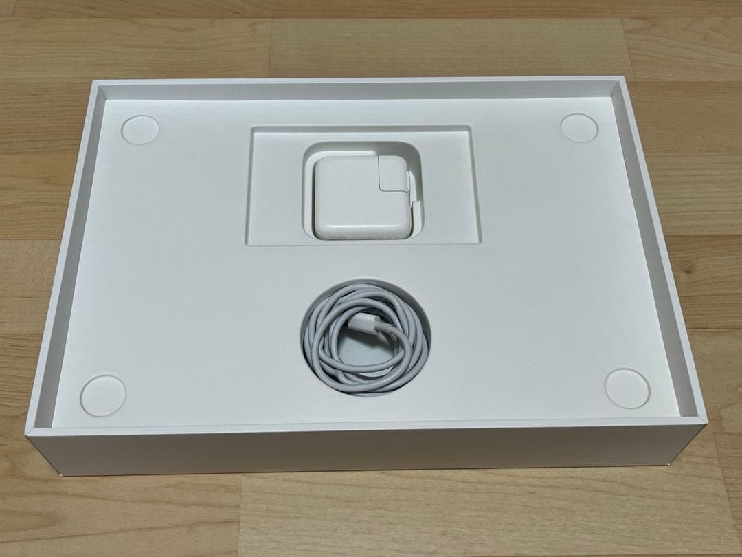 MacBook本体 MacBook Air M1 2020 512GB