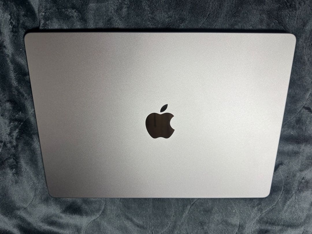 【美品】Apple MacBook pro M2 16gb 512gb