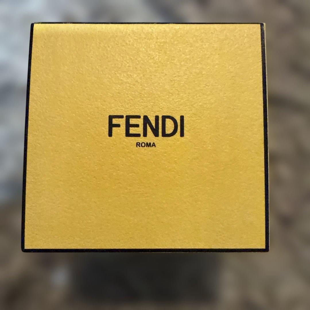 FENDI ゴールド ピアス(片耳用)