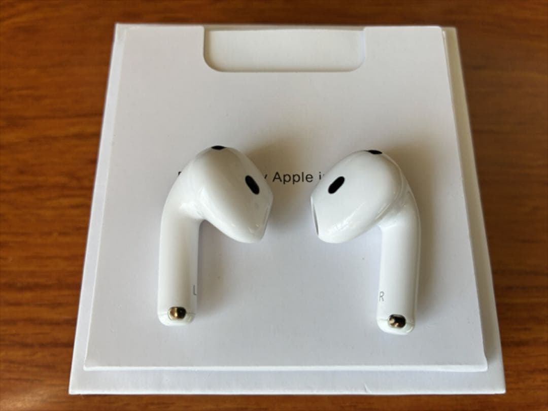 イヤホン Apple AirPods 4 (ANC) MXP93J/A