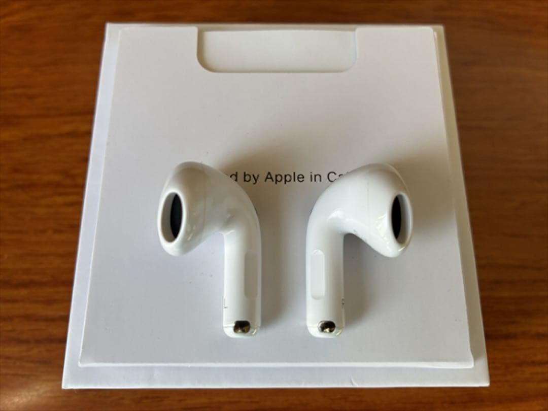 イヤホン Apple AirPods 4 (ANC) MXP93J/A