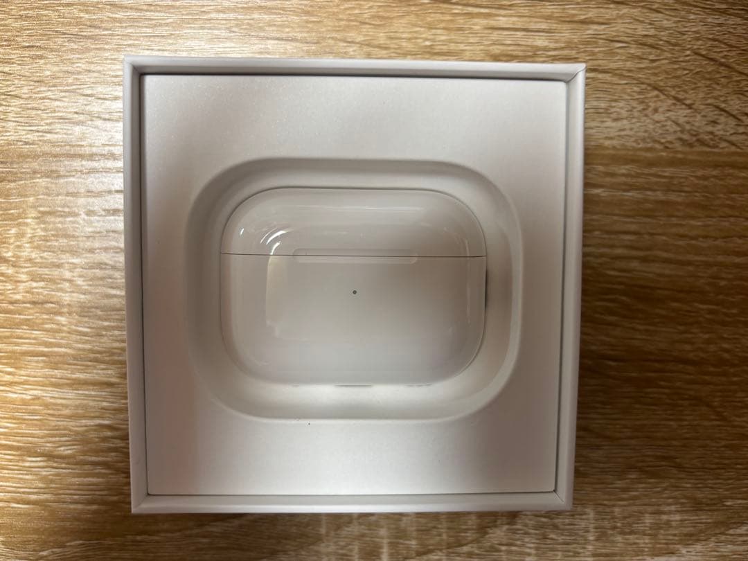 AirPods Pro2 本体 充電ケース付き ケーブル付き