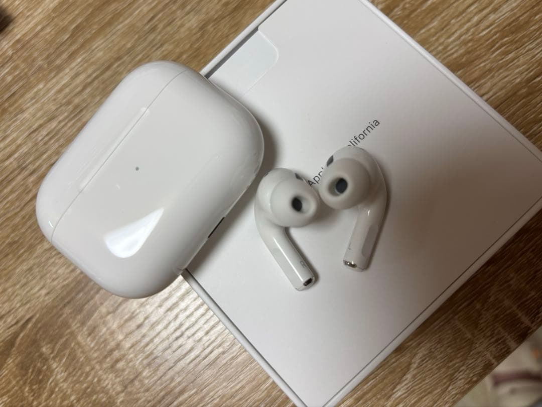 AirPods Pro2 本体 充電ケース付き ケーブル付き