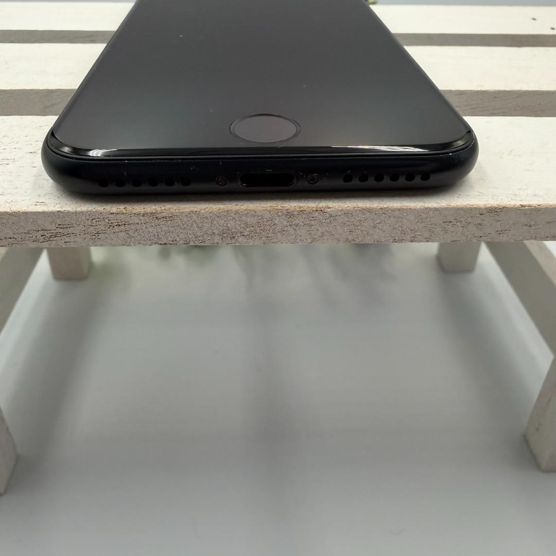 iPhone SE第3世代 64GB ミッドナイト 318