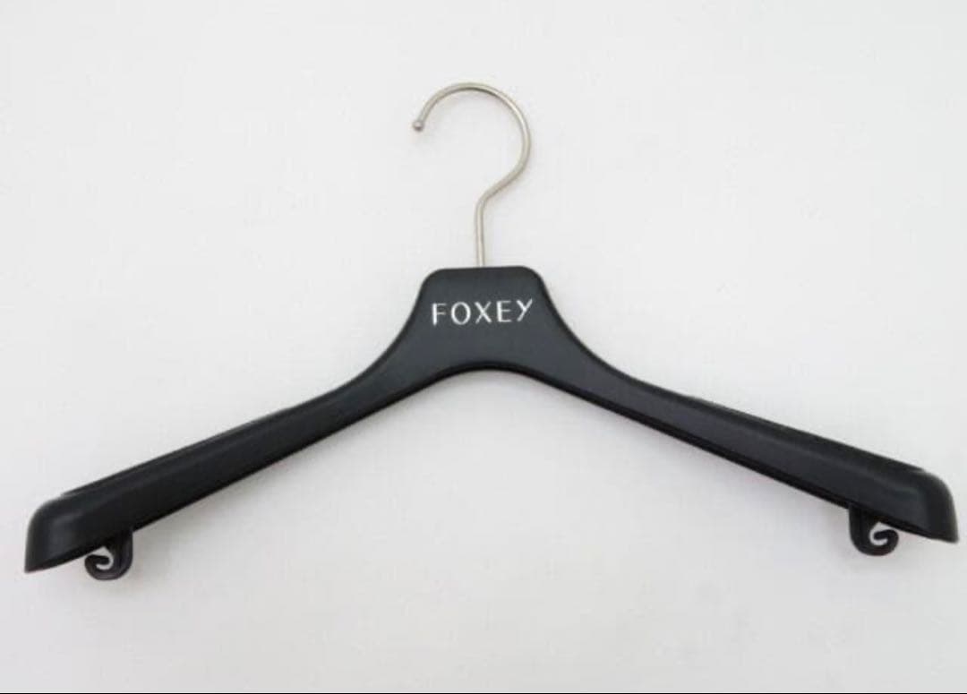 r*l様 美品大量★FOXEYパンツハンガー10本 ハンガー15本 計25本