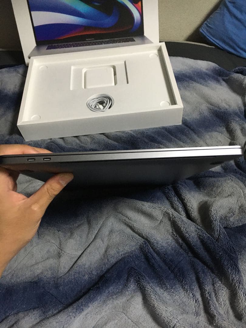 MacBookPro 2019 16インチ 16GB 512GB Core i7
