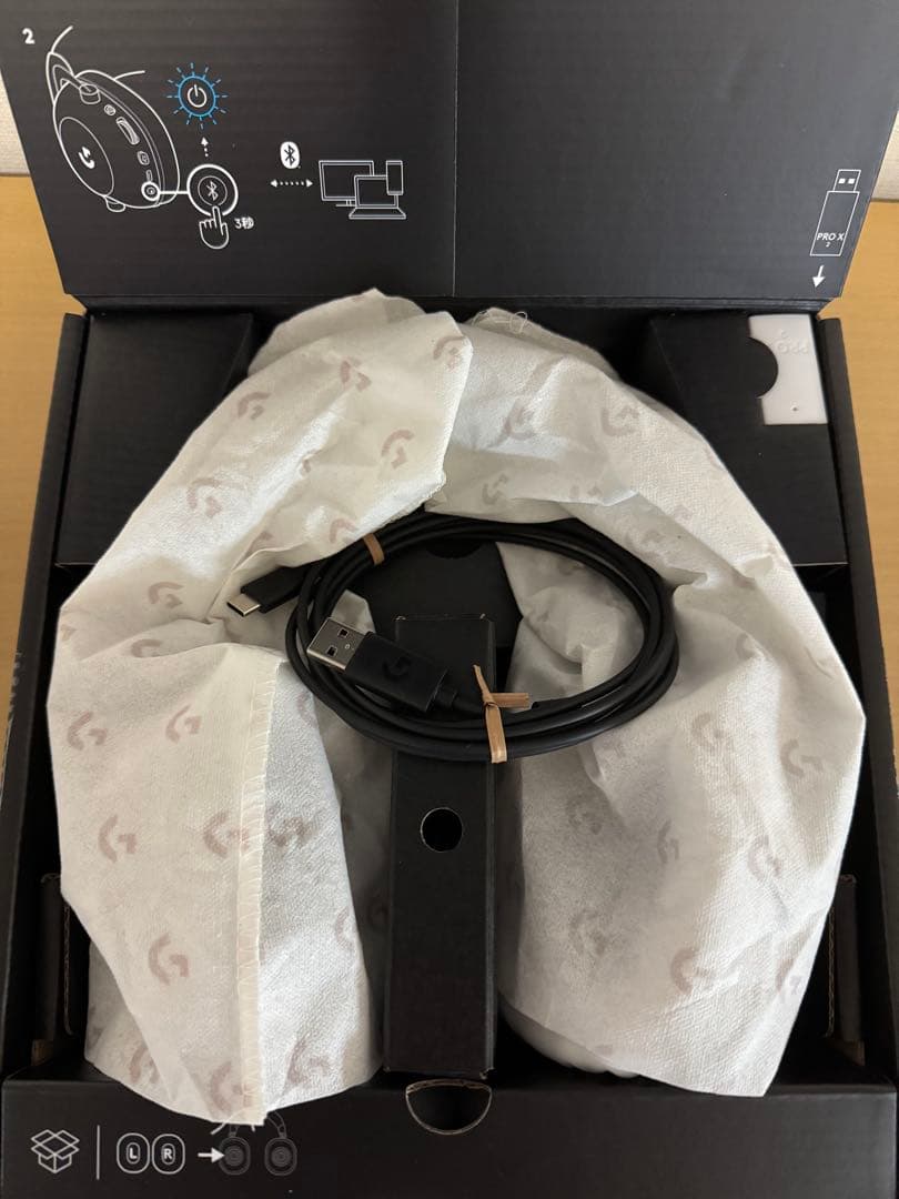 ワイヤレスヘッドホン ホワイト　ロジクール