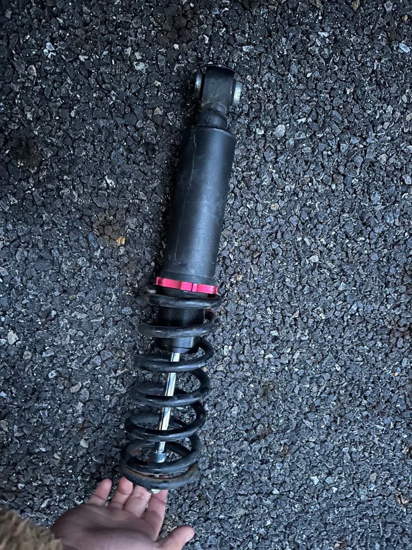 専用出品【格安ジャンク部品取り】50プリウス ZVW50 車高調 ローダウン