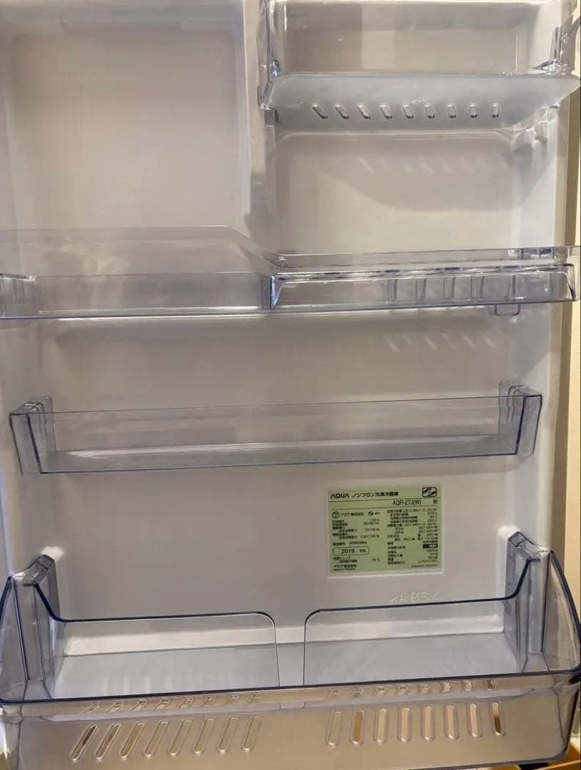 冷蔵庫　AQR-SV27H（W）　　※一部編集しました