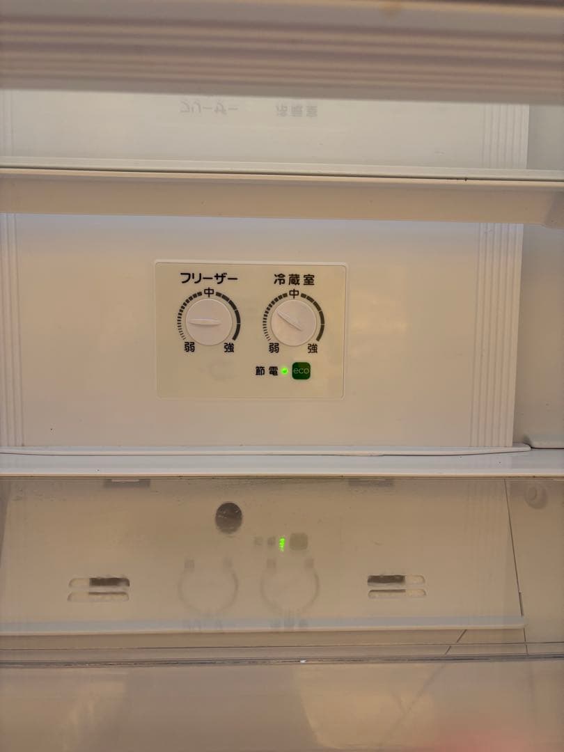 冷蔵庫　AQR-SV27H（W）　　※一部編集しました