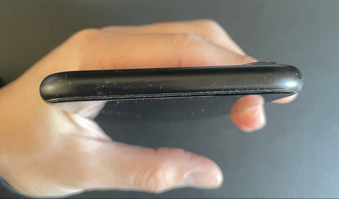 Apple iPhone xr ブラック 本体