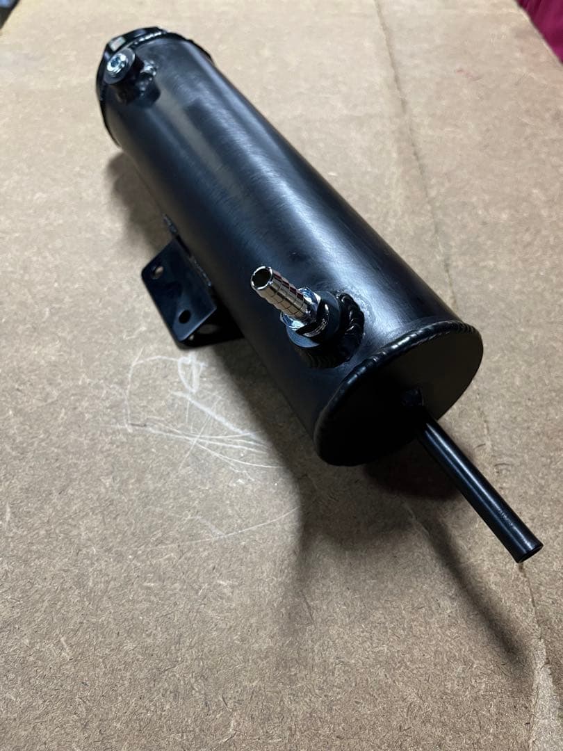 ラジエターリザーバータンク