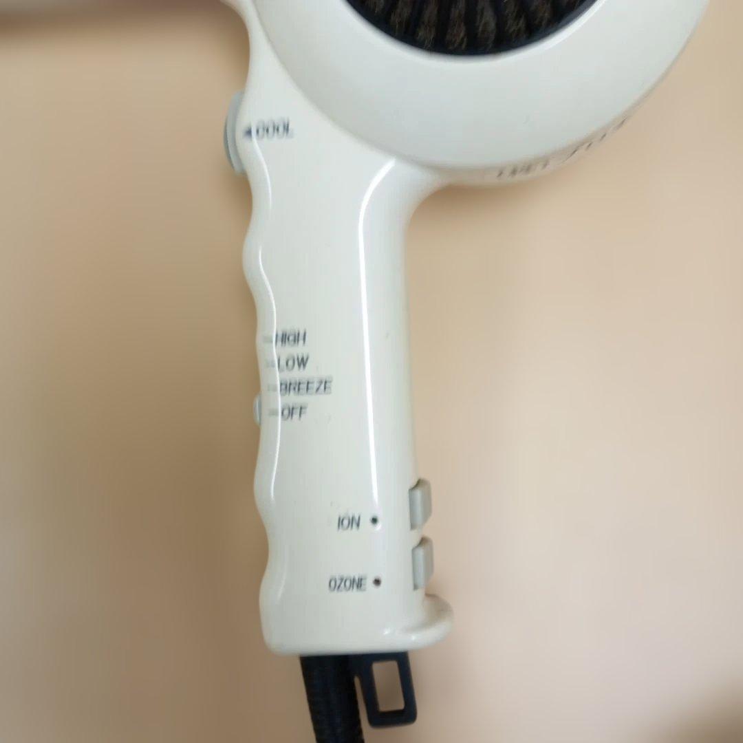 Wash E Va ヘアドライヤー美容室専用ドライヤー１２００Wホワイト税込み