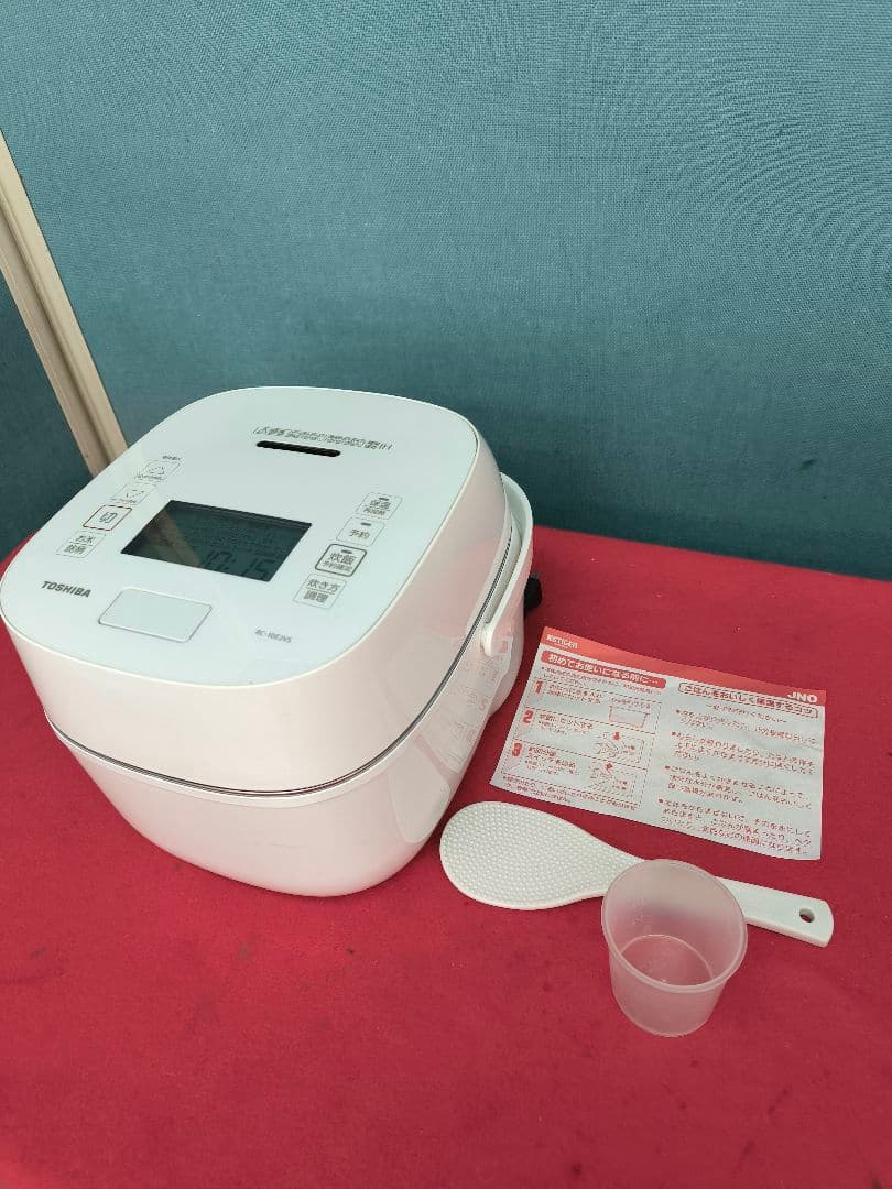 2022年製　東芝 真空圧力IH炊飯ジ-5.5合　炎匠炊き　RC-10E2VS