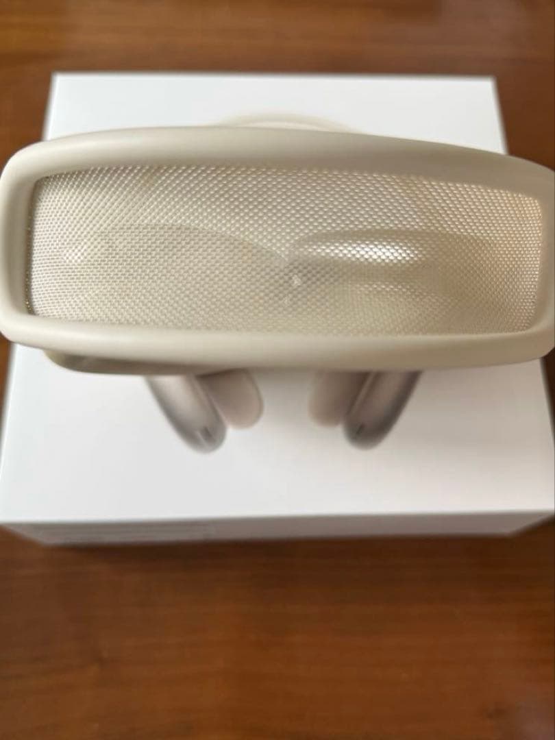 AirPods Max スターライト