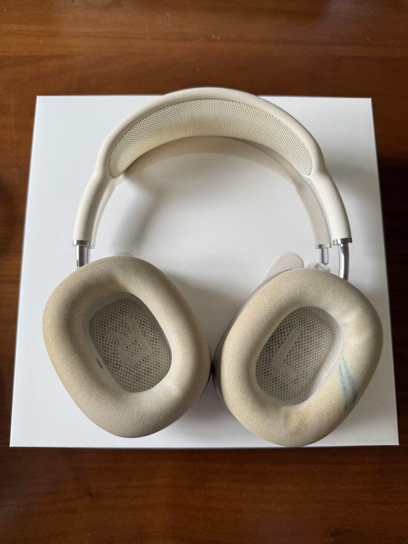 AirPods Max スターライト