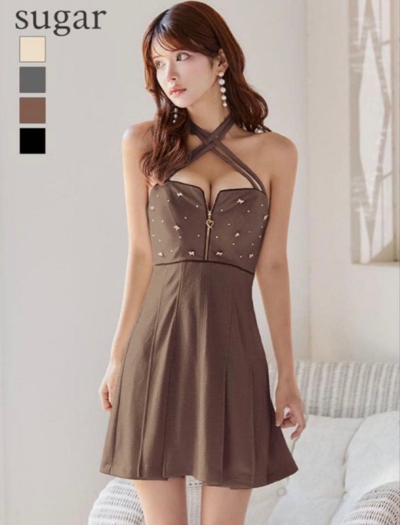 Jessica ビジュー付きハートカットナイトドレス