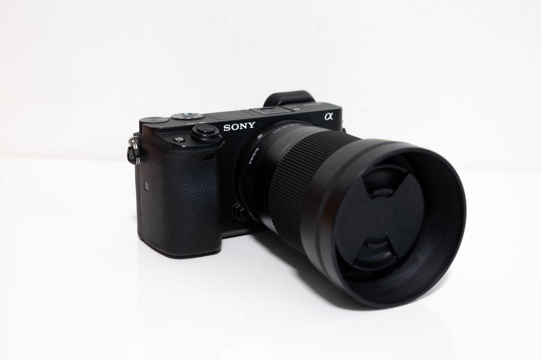 SONY α6400 ダブルズーム＋SIGMA 30mm F1.4 付属品多数