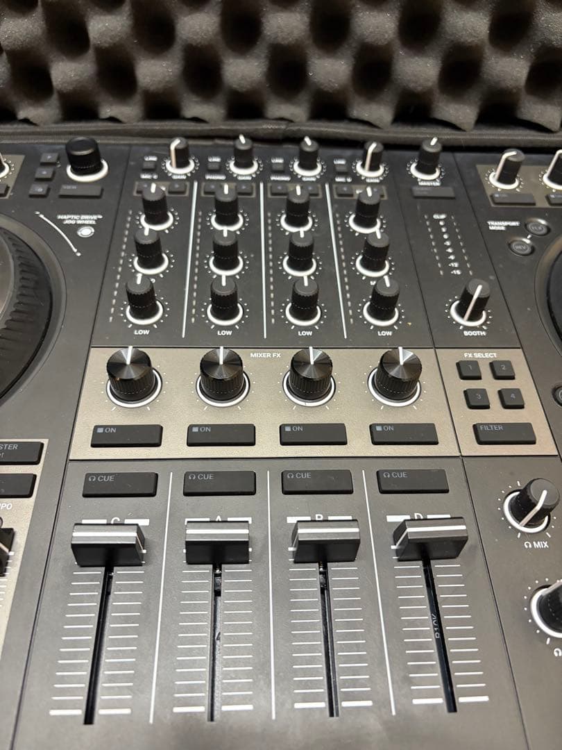 TRAKTOR KONTROL S4 MK3 キャリーケース付き